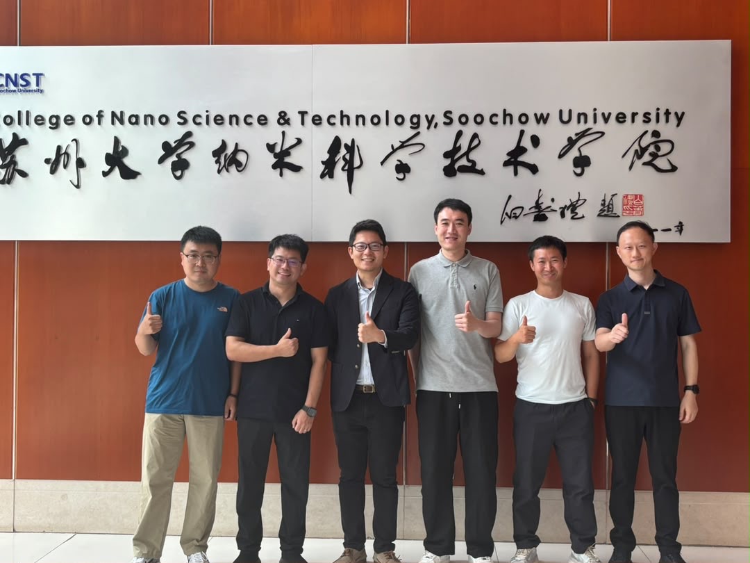 Robert visiting Soochow University
